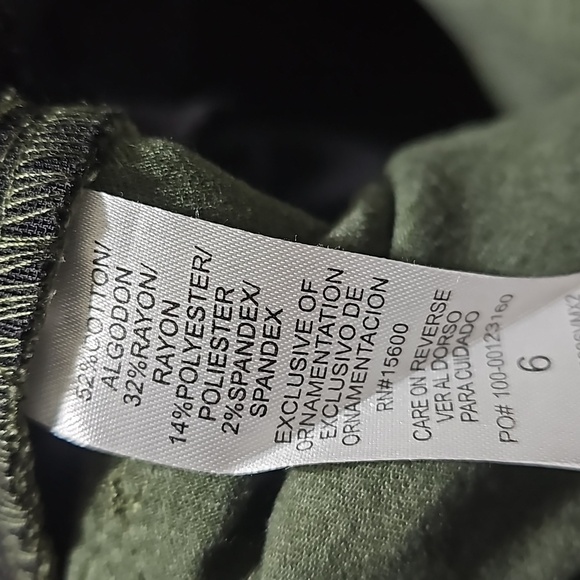 Wit & Wisdom Green Jeans Size 6 - Picture 4 of 5